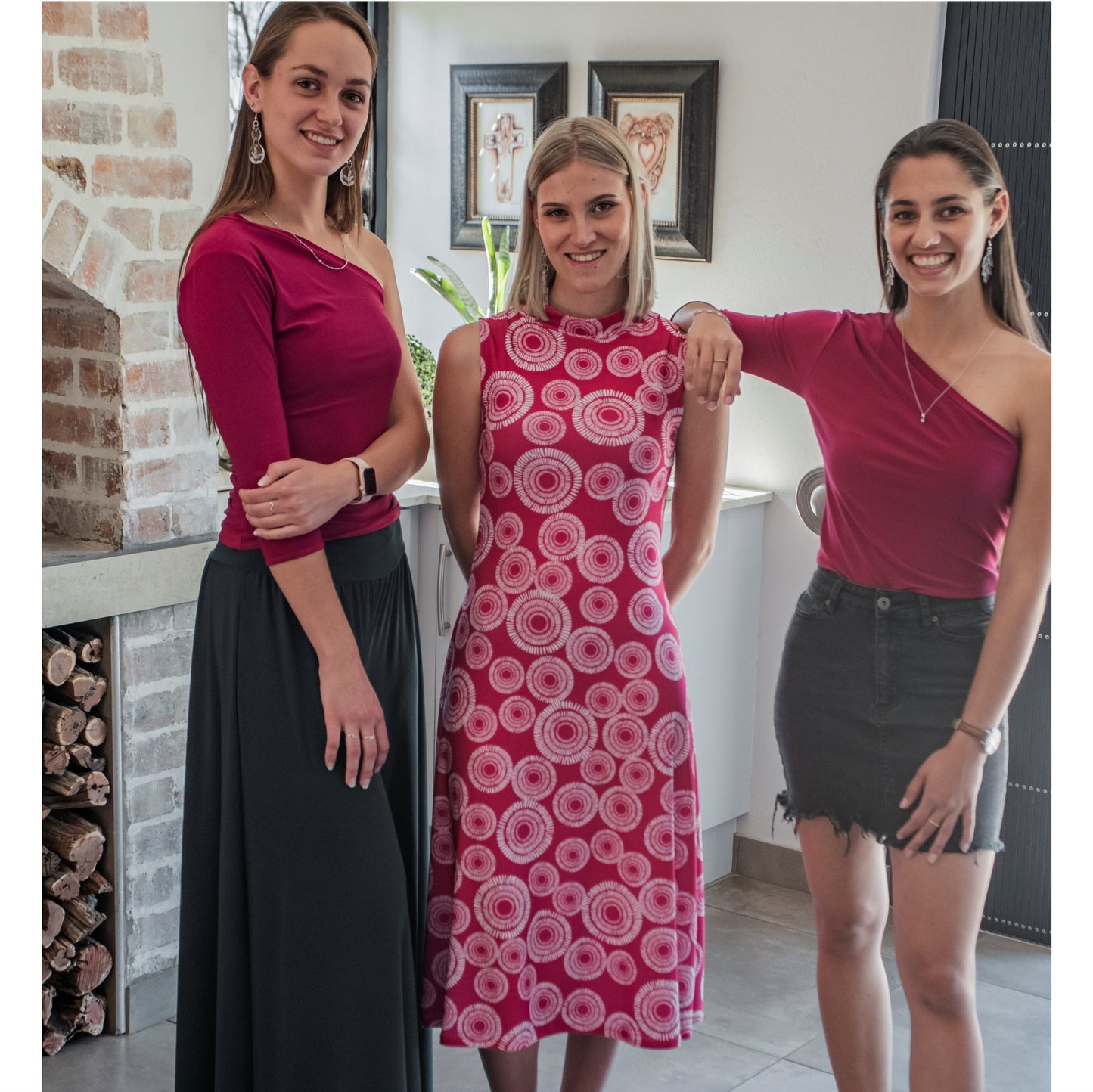 Signature Dana Midi Dress