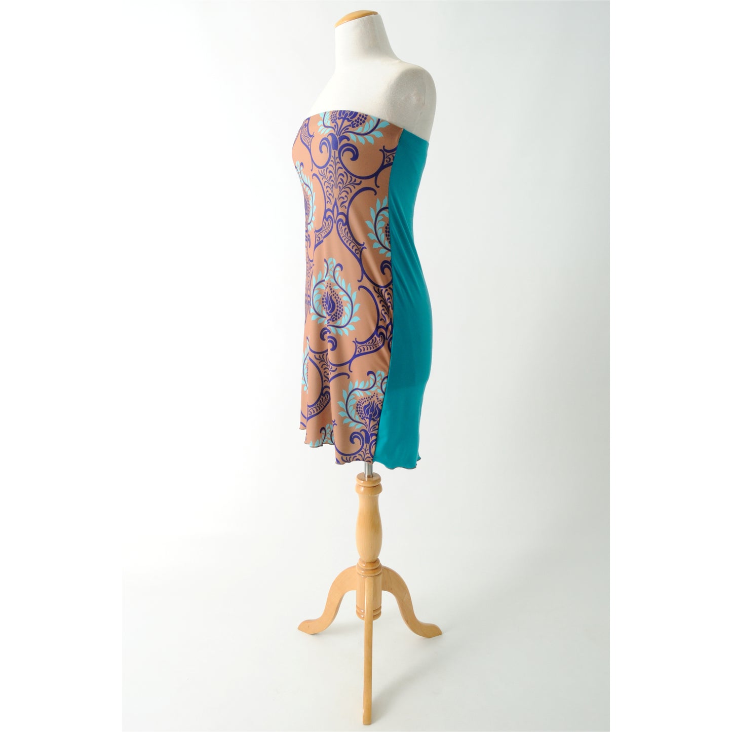 Signature Boobtube No.7