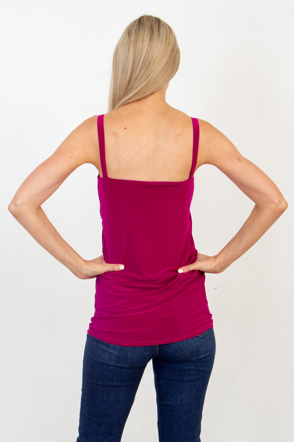 Basic Scoop-Neck Fitted Strappy Top